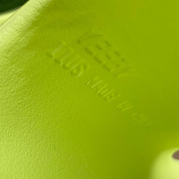 Yeezy Slide Green Glow Second Release Size 11 - Picture 4 of 7